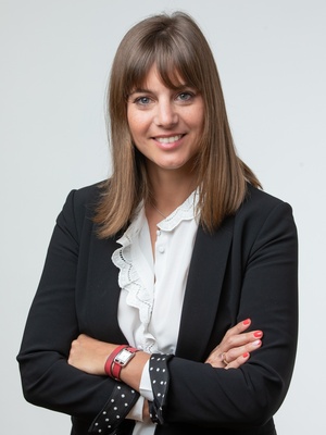 16-portrait-lette&associes-sb20230321383-light
